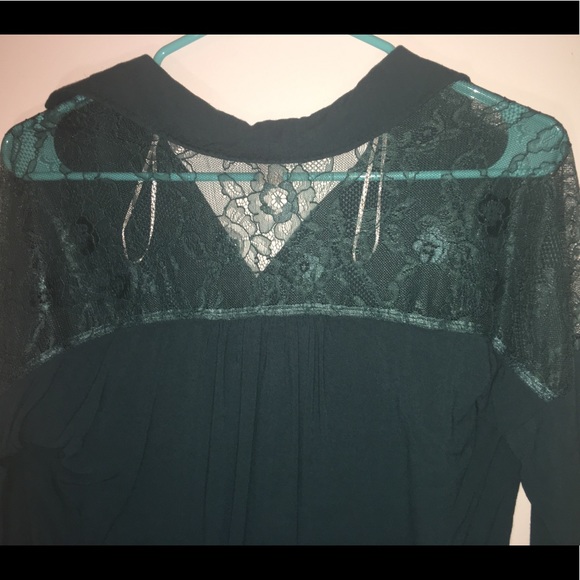 Green high low long-sleeve blouse - Picture 4 of 4